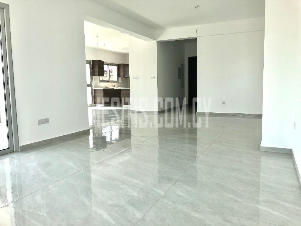 Luxury 4 Bedroom Villa For Sale In Agios Athanasios #3316-0