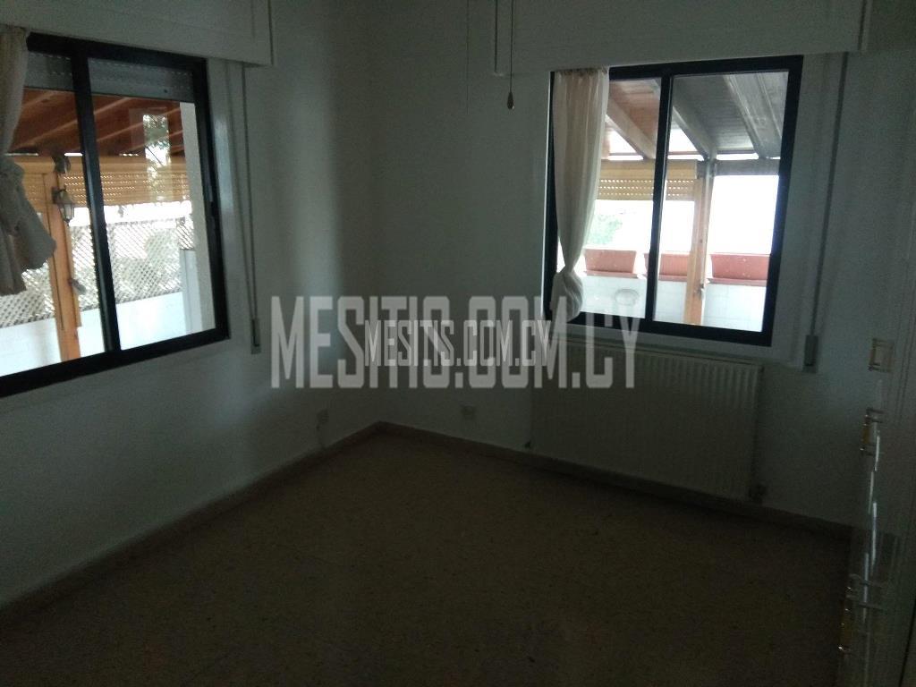 3 Bedroom Apartment  For Rent In The City Centre Of Nicosia #3088-11