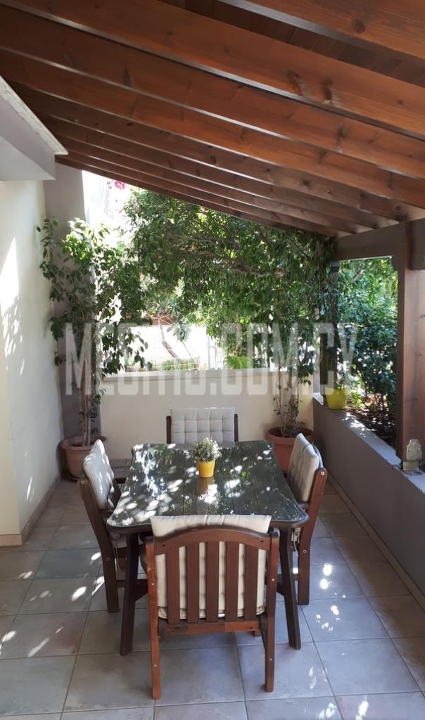 2 Bedroom House For Rent In Pallouriotissa In Nicosia #3877-0
