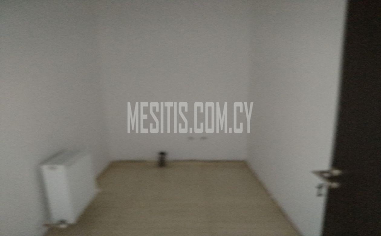 4 Bedroom House For Rent In Latsia, Nicosia #3989-13