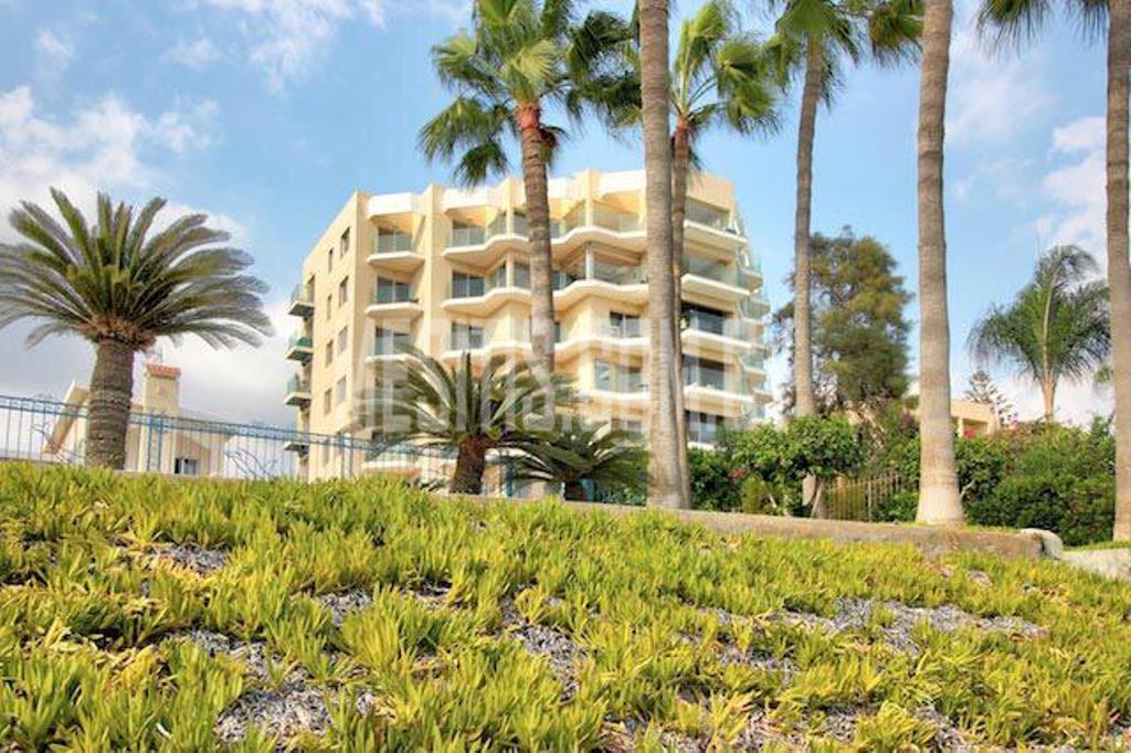 3 Bedroom Apartment For Rent Or For Sale In Germasogeia, Limassol #3985-15
