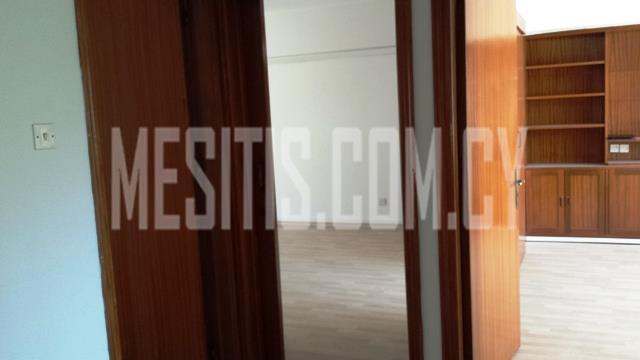 115 Sq.M Office For Rent In The Nicosia Center #1195-6