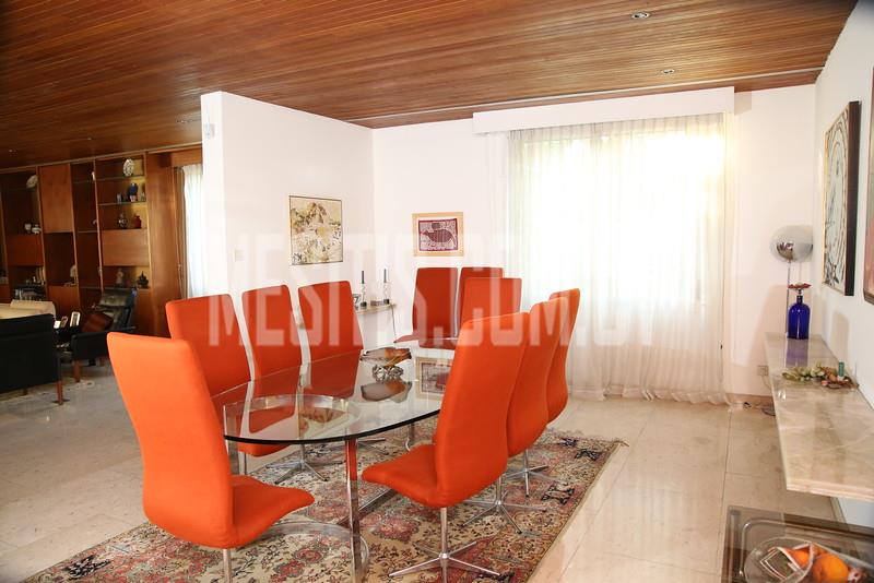 Whole Floor 4 Bedrooms Classic House With Innovative Modern Touch In Agios Andreas For Rent #3773-3
