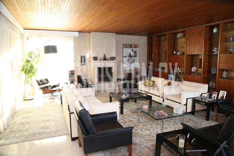 Whole Floor 4 Bedrooms Classic House With Innovative Modern Touch In Agios Andreas For Rent #3773-5
