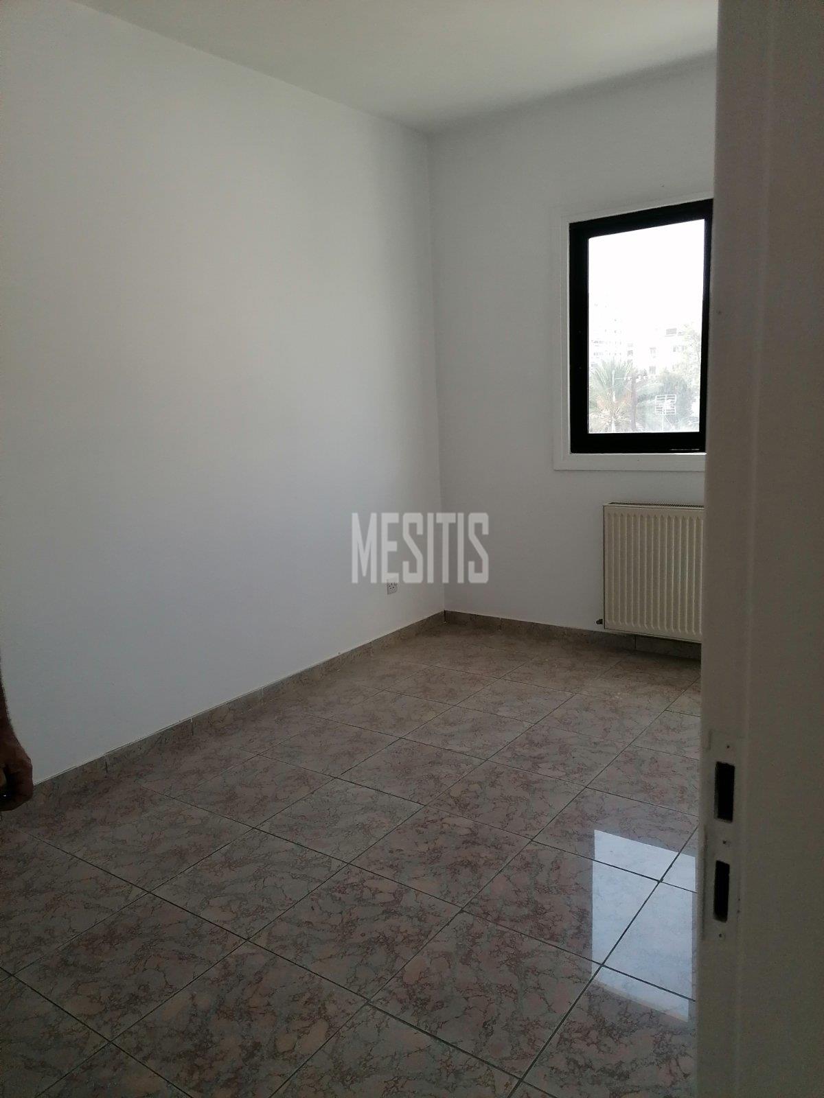 Spacious And Bright 3 Bedroom  Apartment For Rent In The Centre Of Nicosia #3709-11