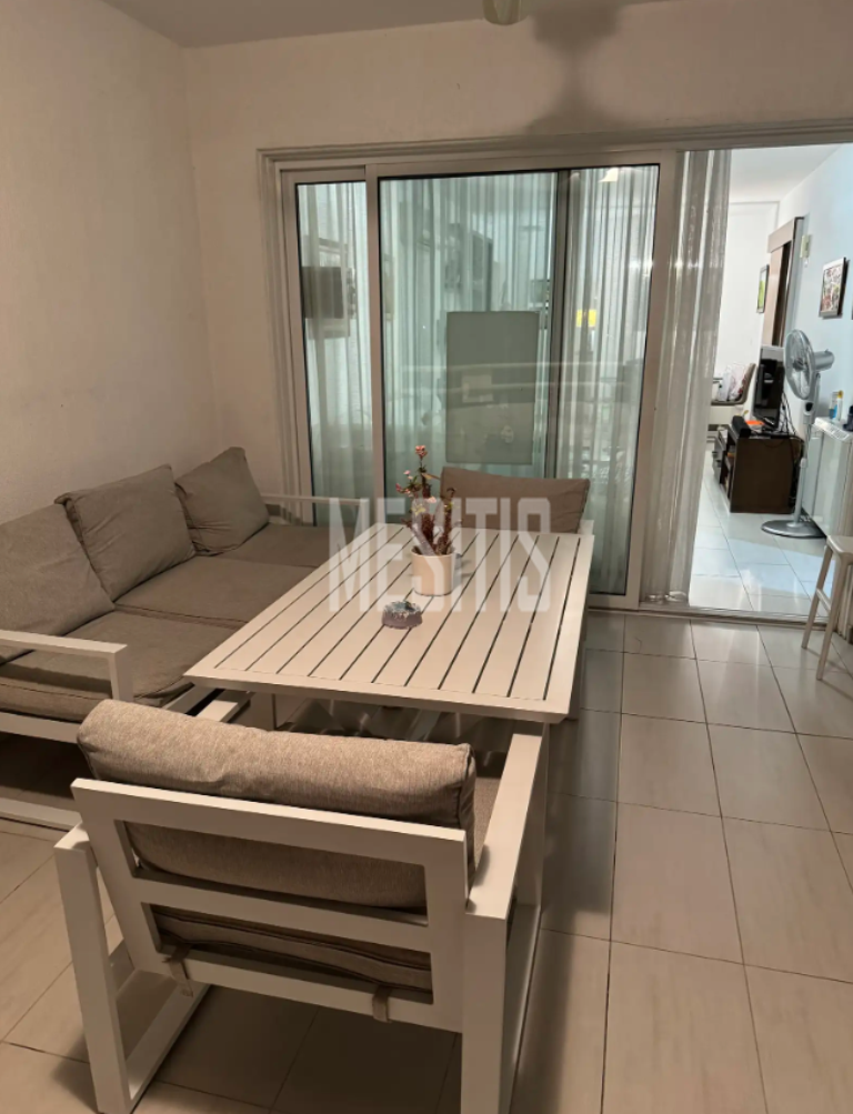 2 Bedroom Top Floor Apartment For Sale In Strovolos, Nicosia - Close To Aretaeio Hospital #38158-4