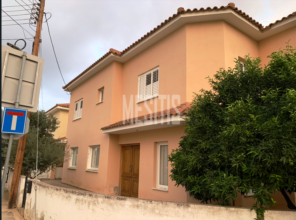 Detached 4 Bedroom Plus Attic House In Lakatamia Nicosia #21338-1