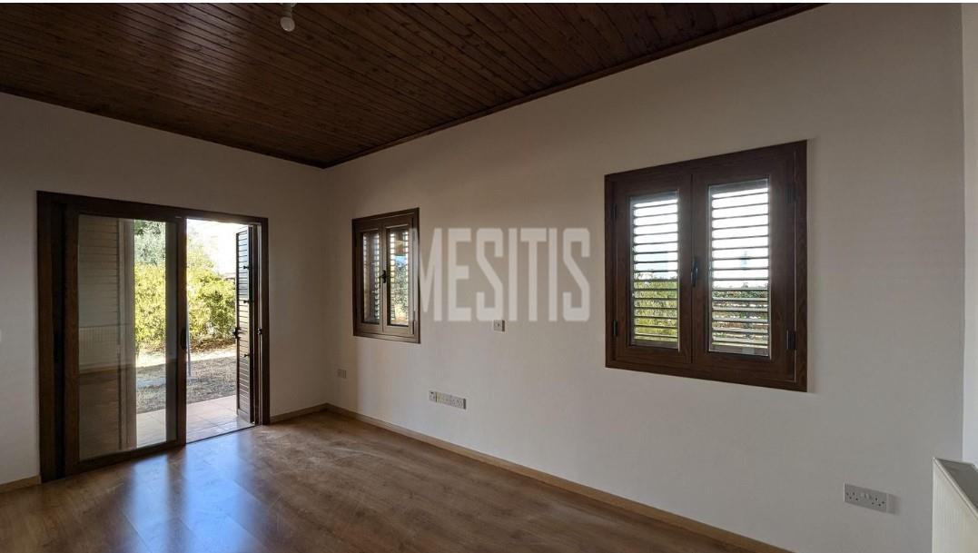 3 Bedroom House For Sale In Psimolofou, Nicosia #37770-6