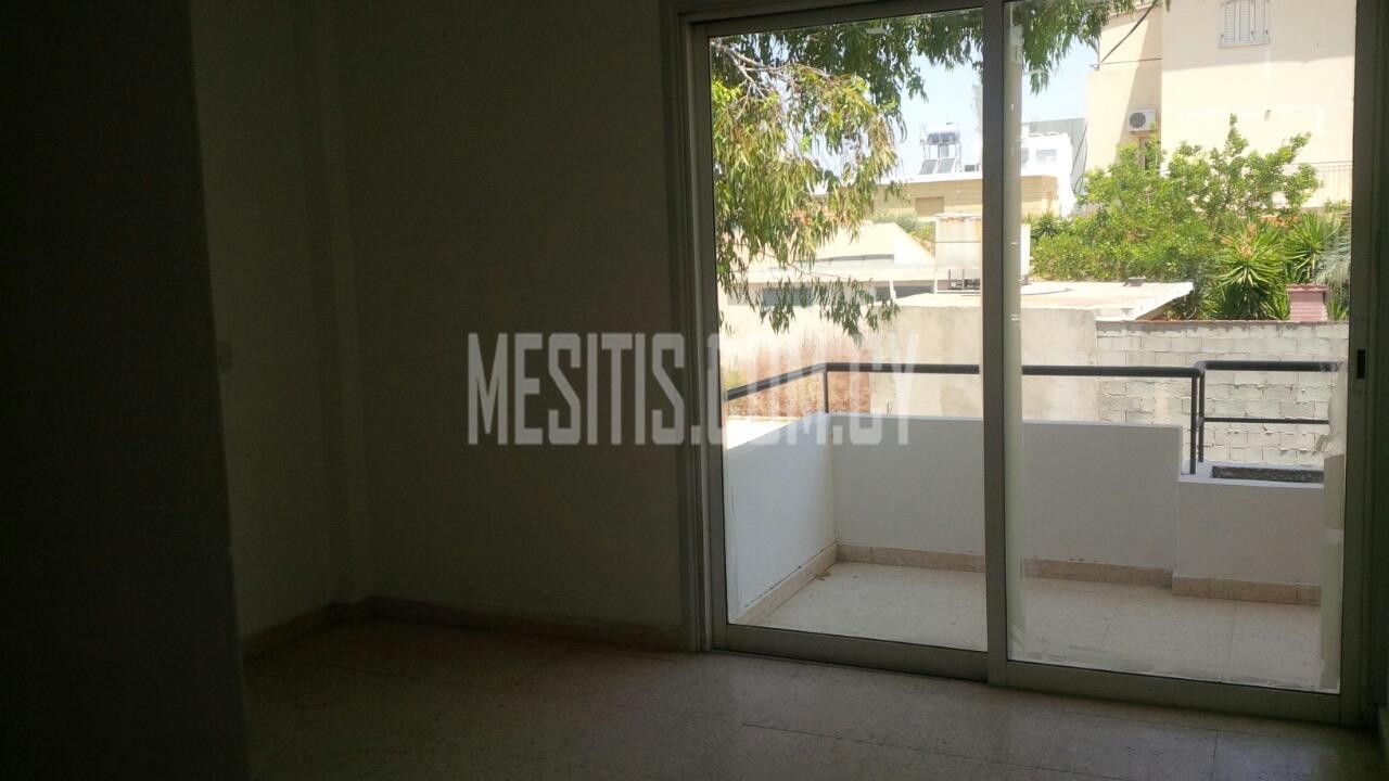 2 Bedroom Renovated Apartment In Strovolos Area #1410-4