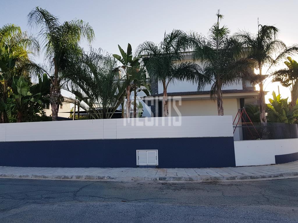 4+1 Bedroom Villa For Rent and For Sale In Kokkinotrimithia, Nicosia #16264-1