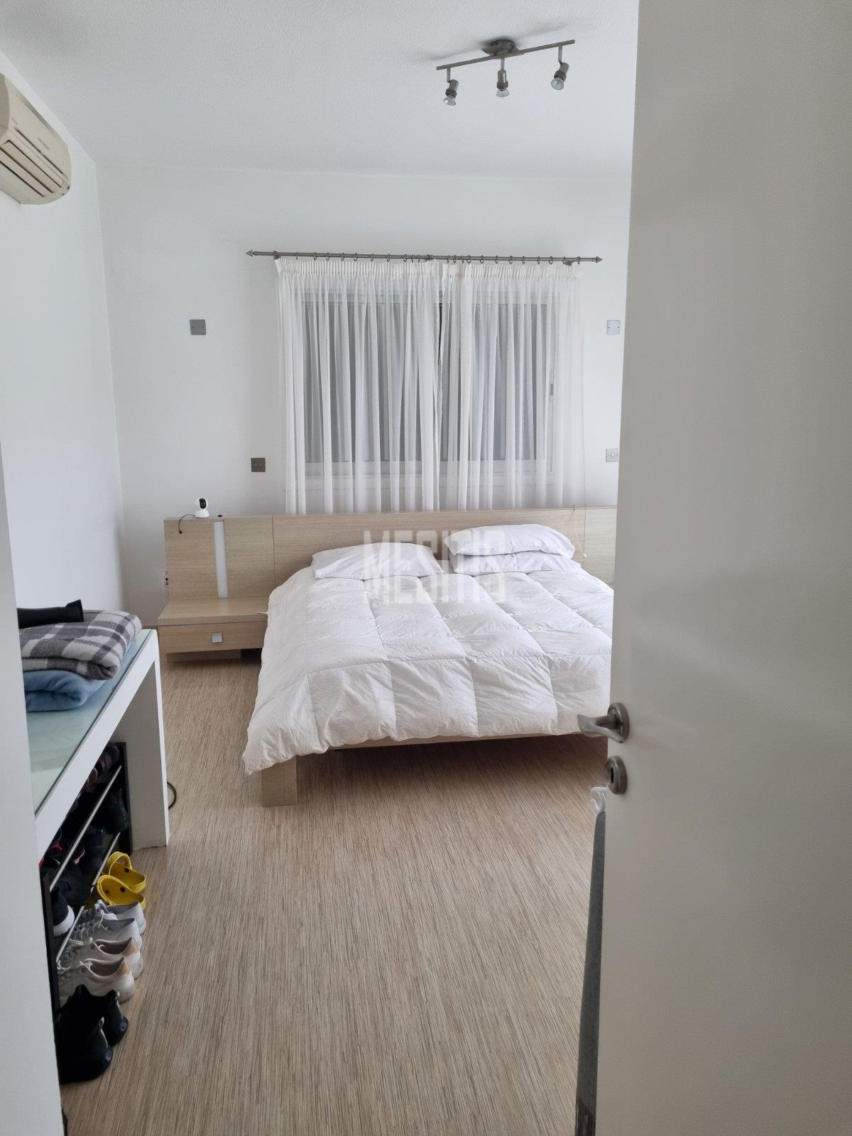 3 Βedroom Τop Floor Apartment For Sale In A Prime Location With Large Spaces And Incredible Aesthetics Αnd Views To All Of Nicosia #30861-12